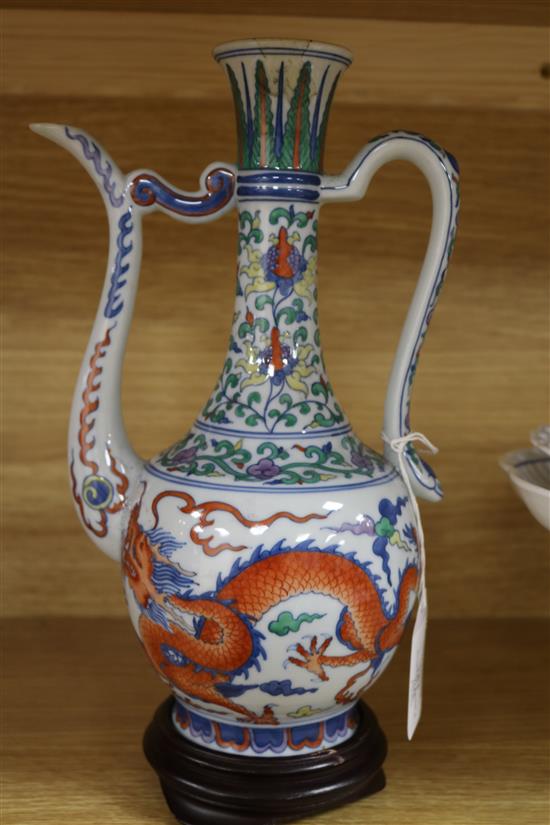 A Chinese doucai ewer and a blue and white vase
